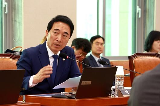 박수현 의원, ‘지역신문 발전기금 복원, 사무국 신설’ 촉구